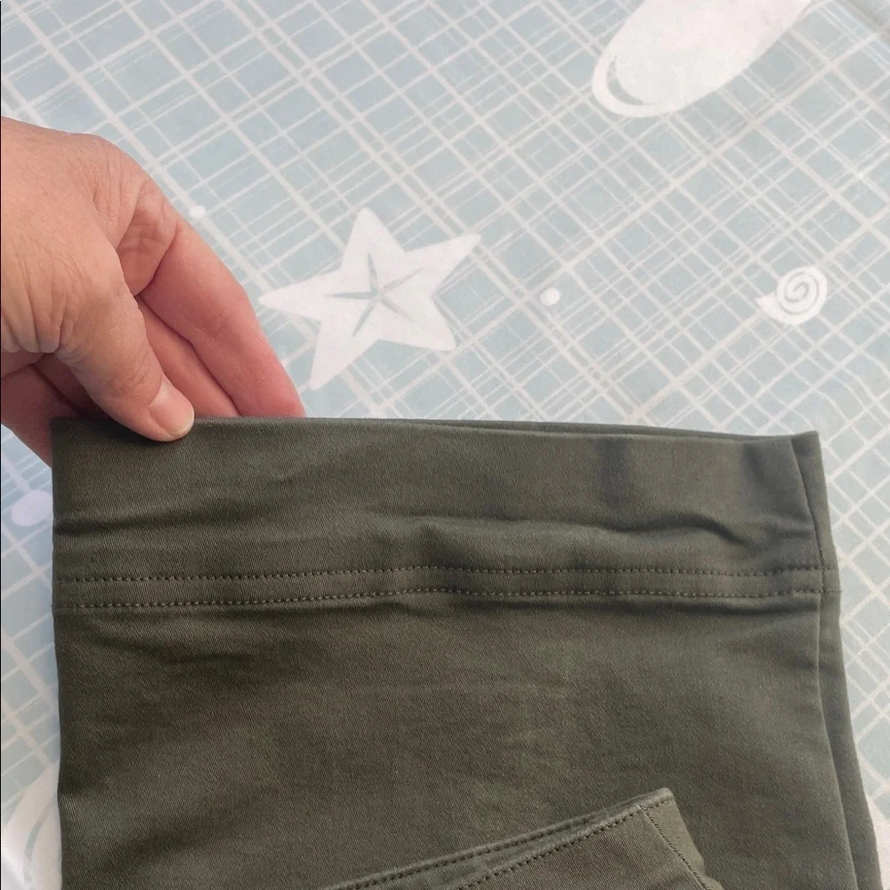 Classic Olive Chinos - Picture 5 of 8